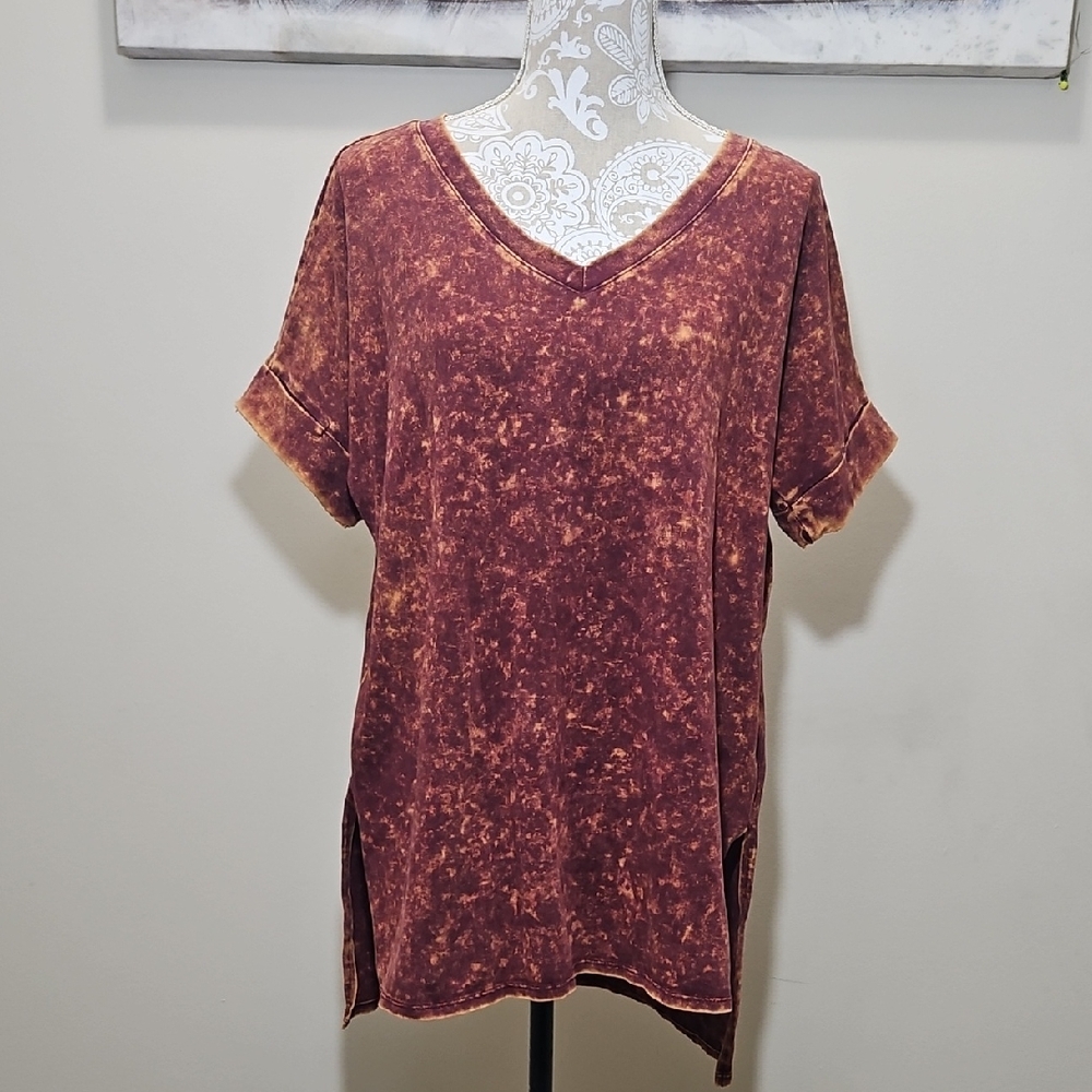 Zenana Outfitters Maroon Short Sleeve Tee